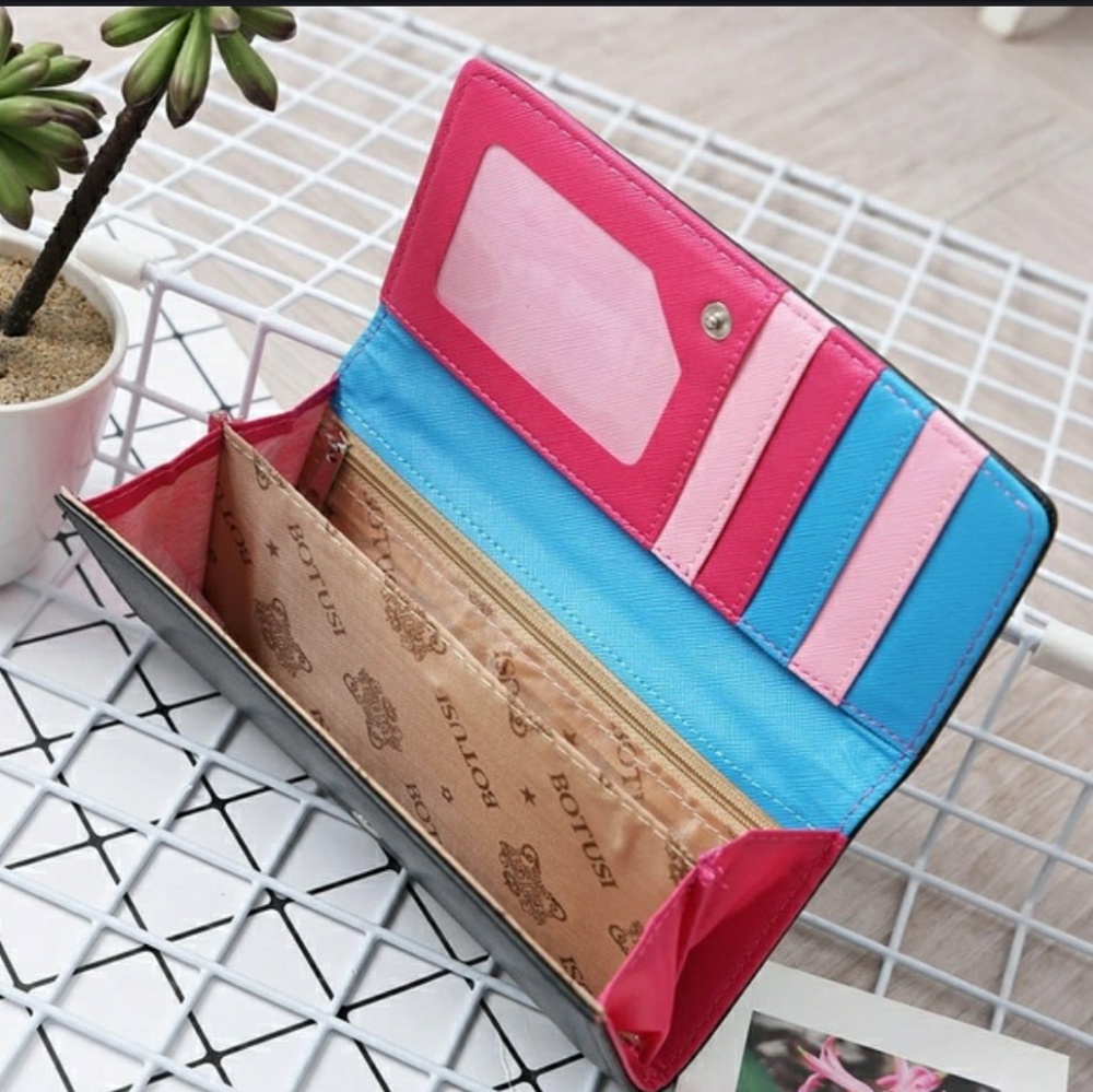 Women's Owl Wallet - Picture 5 of 5
